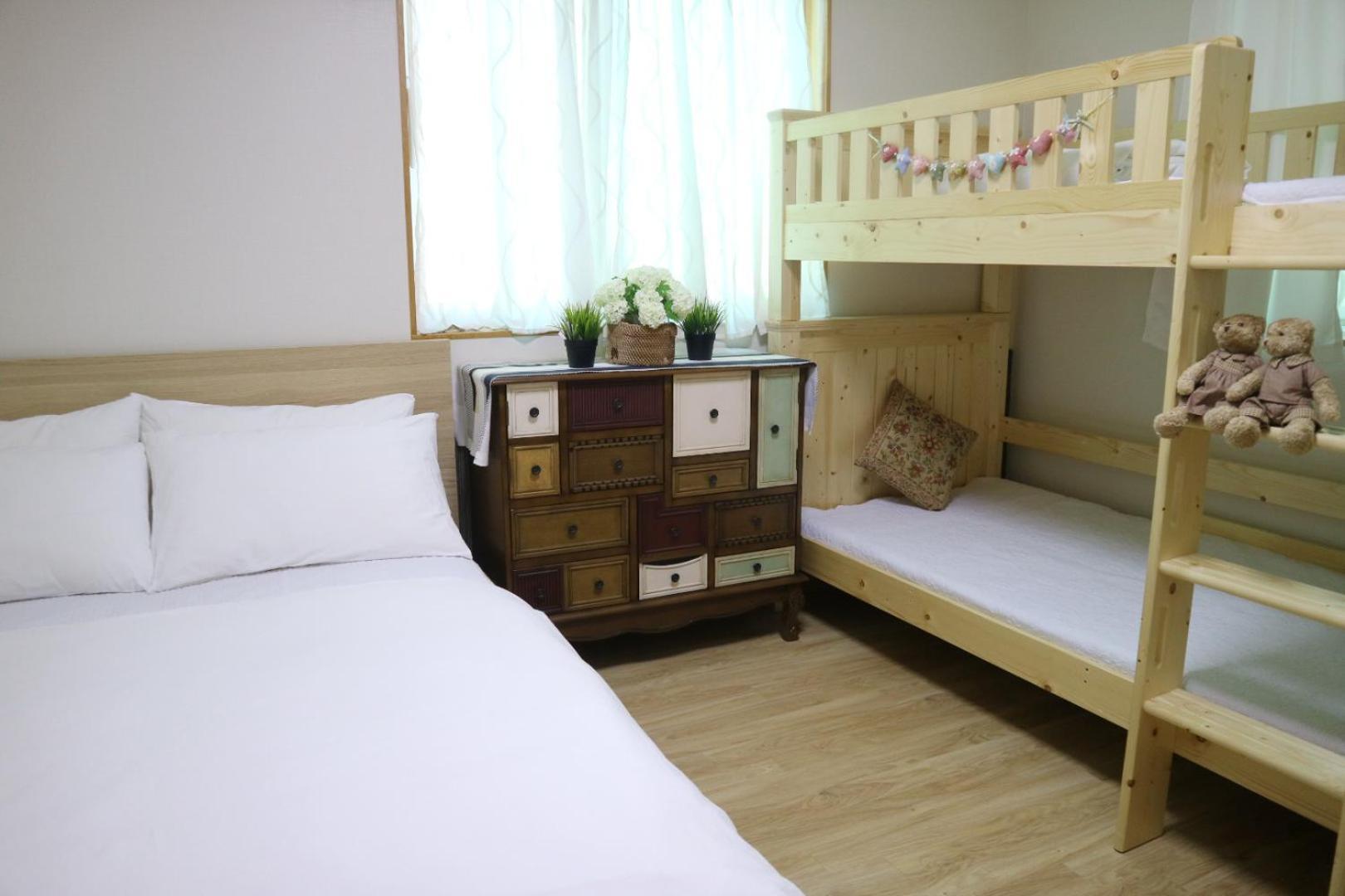 Incheon Airport Mr Kim Guest House Экстерьер фото
