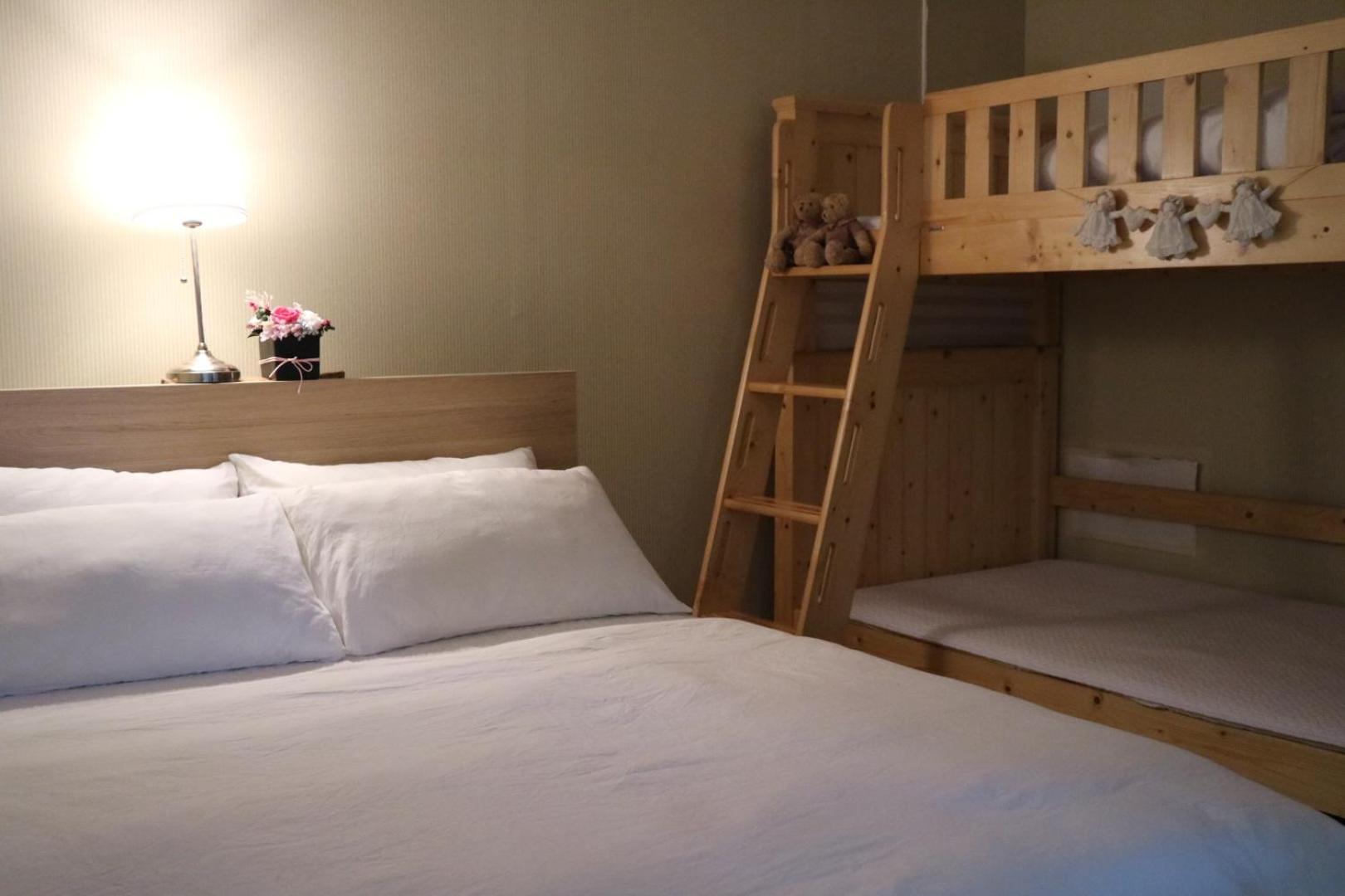 Incheon Airport Mr Kim Guest House Экстерьер фото